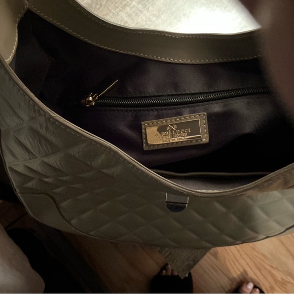 A. BELUCCI WOMENS QUILTED SHOULDER BAG TAUPE - Picture 7 of 7